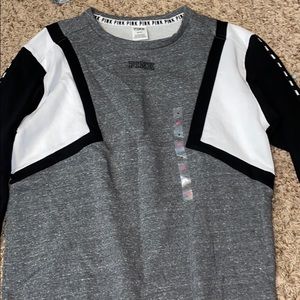 3 for $45 VS Pink Crew Neck Sweatshirt Size M